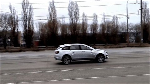 Geleceğin Lada B-Plus Cross crossover'ının “katırı” ilk kez filme alındı