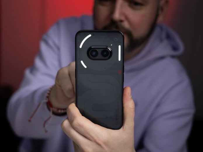 Resim kredisi - PhoneArena - Hiçbir şey Telefon (3), hiçbir Samsung, Google veya Apple'ın etkilemediği yerde başarılı olacak