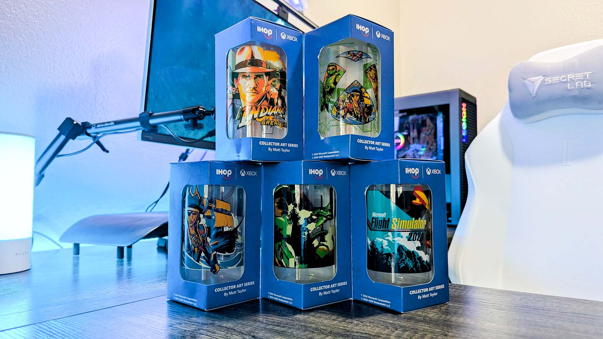 IHOP Xbox gözlükleri kutularda ve üst üste istiflenmiştir.
