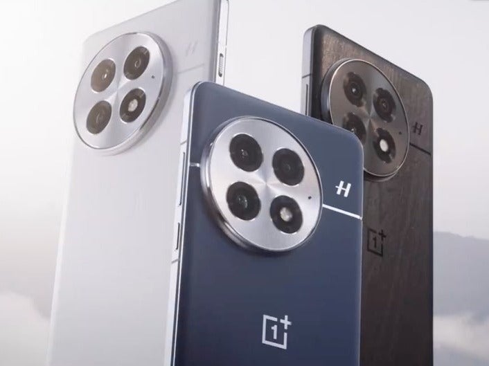 OnePlus 13, BOE'nin ekranını kullanıyor. | Resim kredisi - OnePlus - iPhone 17 iyileştirmeleri nedeniyle Apple'ın kalbi bir kez daha bozulduktan sonra ekran tedarikçisi