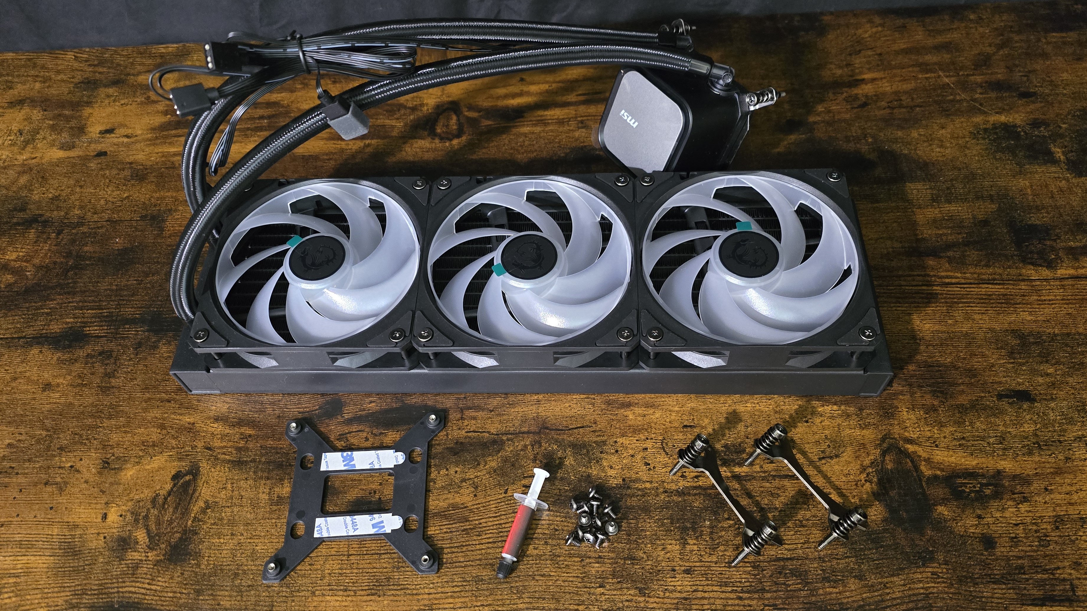 MSI MAG CoreLiquid A13 AIO Sıvı Soğutucu