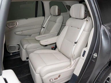 Geely alt markasından Li Auto L9'un harika bir rakibi. Lynk & Co 900 sundu: dört tekerlekten çekiş, 857 hp, uyarlanabilir süspansiyon ve kabinde kraliyet ferahlığı