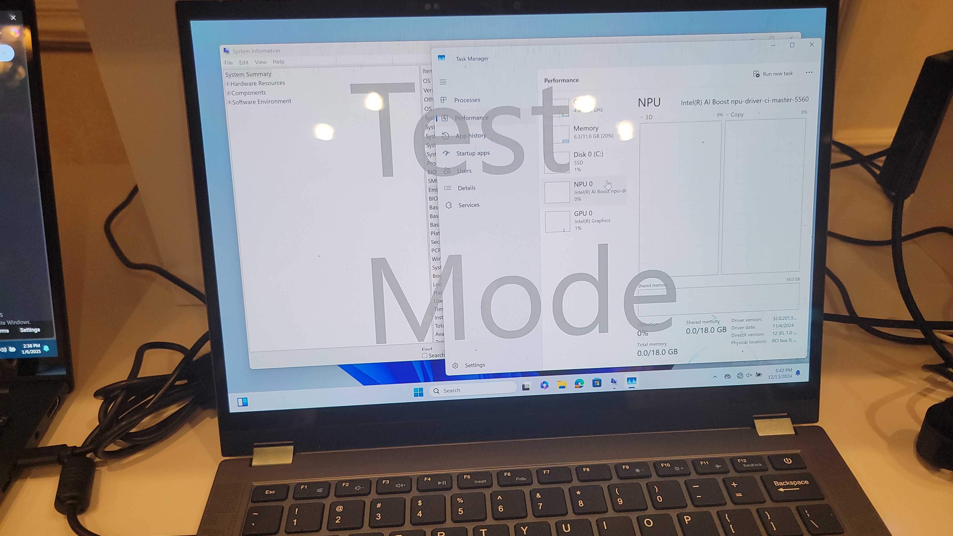 Görev Yöneticisi, CES 2025 Panther Lake demo bilgisayarında görüntüleniyor
