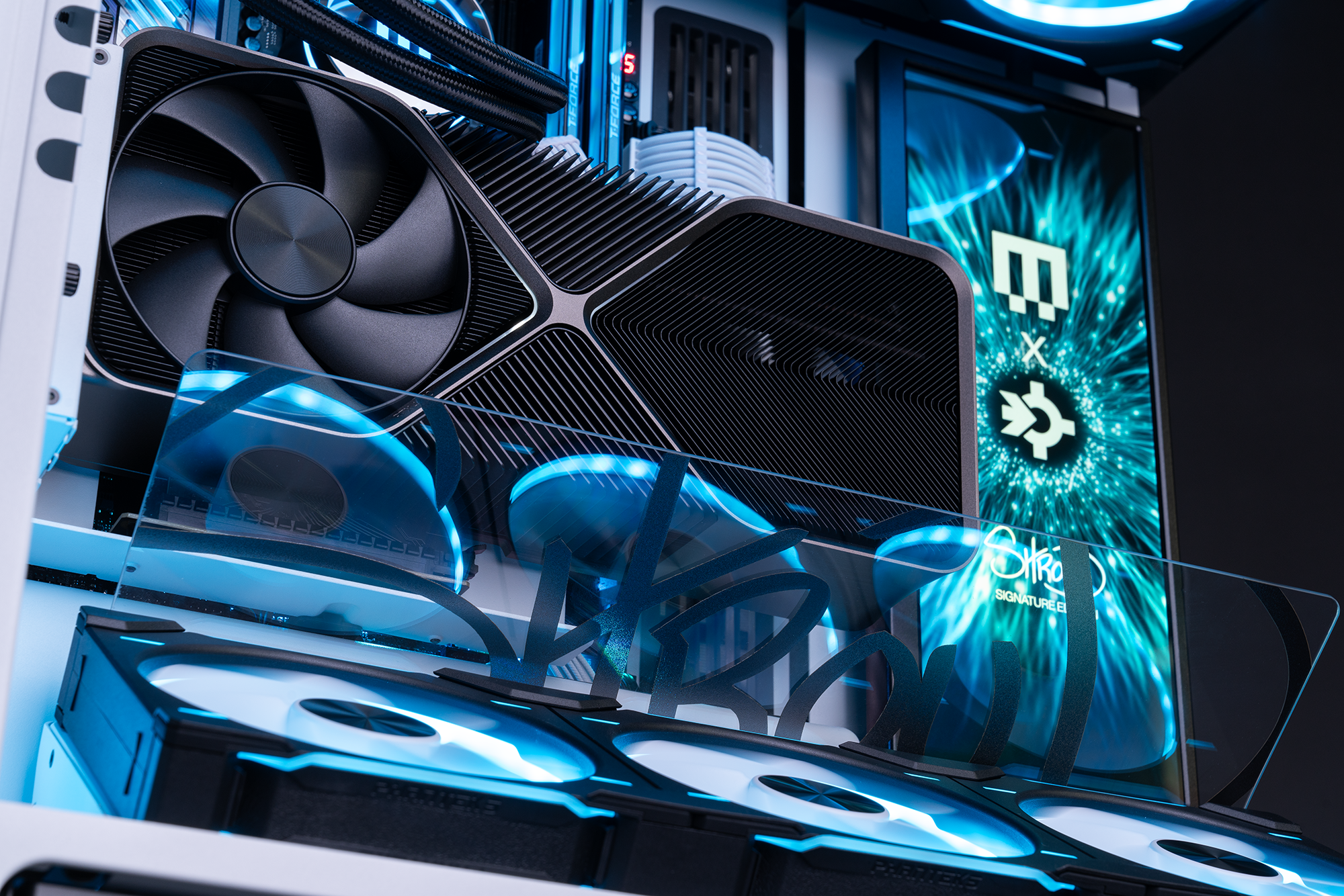 Maingear Shroud Signature edition oyun bilgisayarı