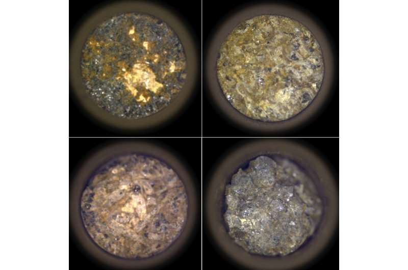 NASA tarafından sağlanan görüntülerden oluşan bu fotoğraf kombinasyonu, Perseverance gezgininin Mars kaya örneği koleksiyonunu gösteriyor; soldan üstte, 8 Eylül 2021'de edinildi, 22 Aralık 2021'de edinildi. Soldan altta: 31 Ocak 2022'de alındı, 24 Kasım'da edinildi, 2021. Kredi: AP aracılığıyla NASA NASA, Mars kayalarını ve toprağını Dünya'ya ulaştırmanın daha ucuz ve daha hızlı bir yolunu öneriyor