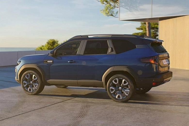 Dacia'nın ilk büyük crossover'ı: Yeni Bigster 23.000 €'dan başlayan fiyatlarla piyasaya çıkıyor