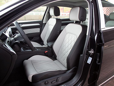 Lüks Volkswagen Magotan sunuldu: 1.4 litrelik turbo motor ve fiyatı 3.700 $ düştü