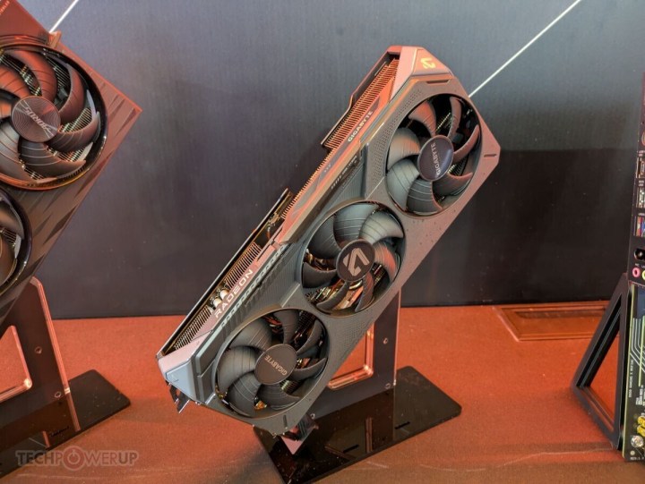 Gigabyte'ın RX 9070 XT GPU'su.