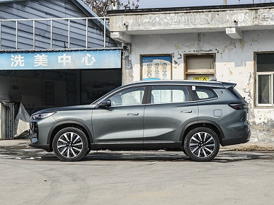 1,3 l/100 km tüketim, 1200 km'ye varan güç rezervi ve 306 bg güce sahip 7 koltuklu Chery crossover. - sadece 15 bin dolar. Chery Fulwin T9'un ön satışları başladı