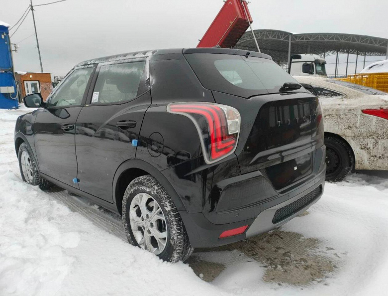 Güney Kore'den enlemlerimiz için 5 yıl garantili ve ısıtmalı yedek Hyundai Creta. En son KGM Tivoli geçitleri Moskova'ya ulaştı