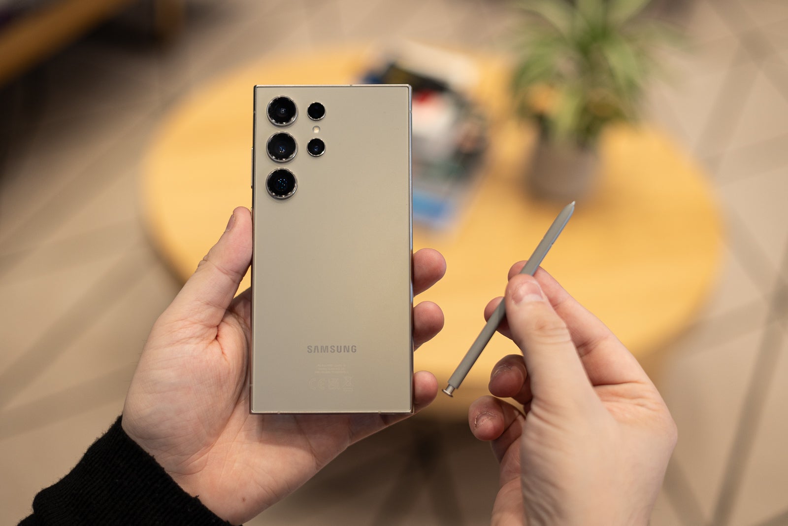 Samsung, Galaxy S25 Ultra kullanıcılarının aslında istediği tek şeyi görmezden mi geliyor?