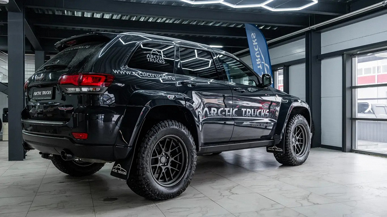 Rus şirketi, Jeep Grand Cherokee AT35'in enlemlerimize uyarlanmış ekstrem bir versiyonunu sundu. Fiyatı açıklandı