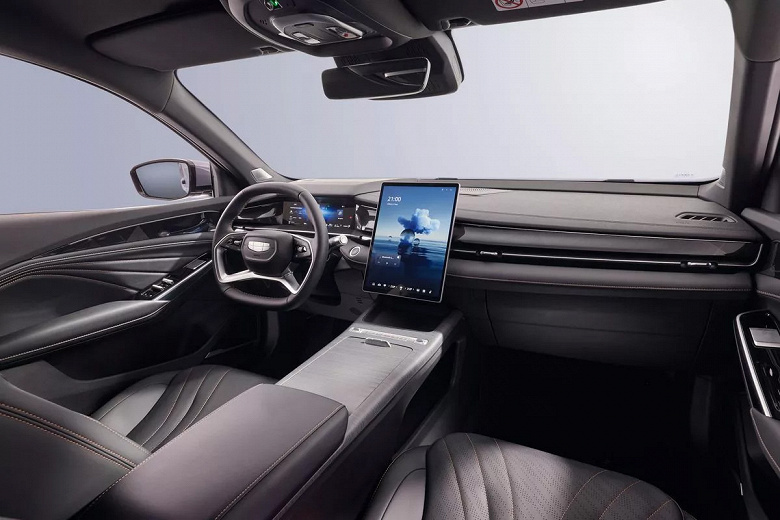 Geely'den Toyota Camry'nin yerine Belarus'ta üretilecek - araba Rusya'ya teslim edilecek
