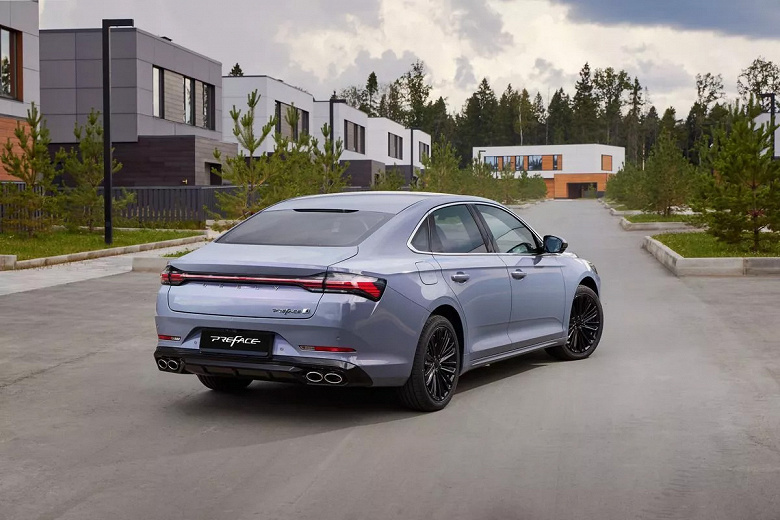 Geely'den Toyota Camry'nin yerine Belarus'ta üretilecek - araba Rusya'ya teslim edilecek