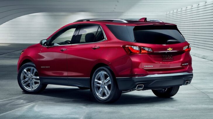 Otomatik şanzımanlı dört tekerlekten çekişli Chevrolet geçişi Çinlilerden daha ucuzdur. Chevrolet Equinox Rusya'da 3 milyon ruble'den başlayan fiyatlarla sunuluyor