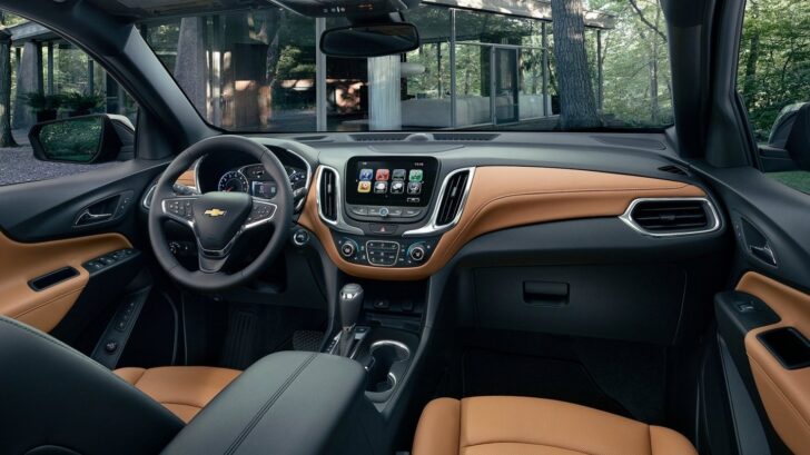 Otomatik şanzımanlı dört tekerlekten çekişli Chevrolet geçişi Çinlilerden daha ucuzdur. Chevrolet Equinox Rusya'da 3 milyon ruble'den başlayan fiyatlarla sunuluyor