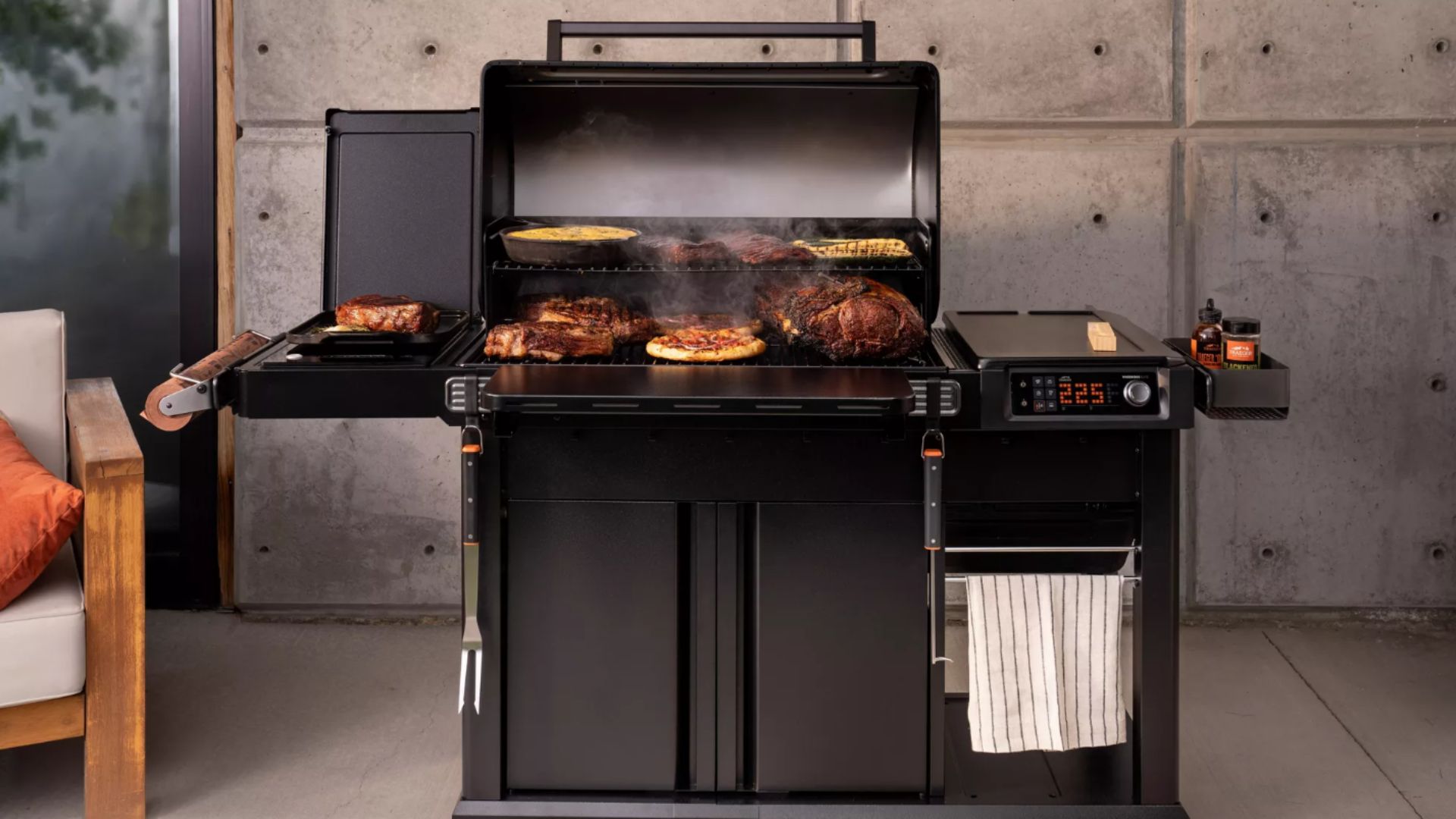 Traeger Woodridge ızgara serisi