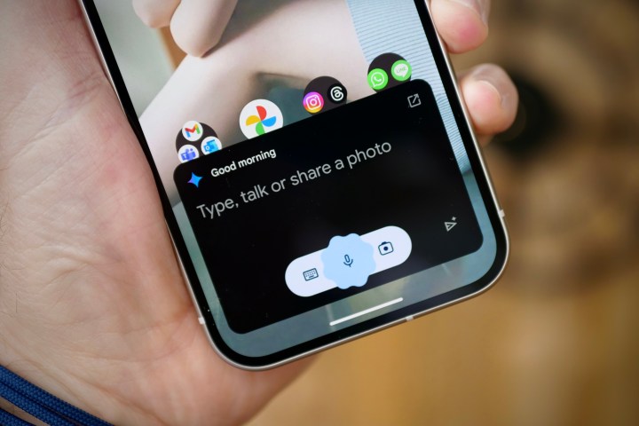 Google Pixel 9'da Gemini AI'yı kullanma.