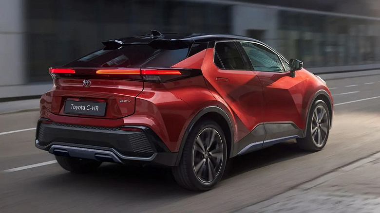 Toyota C-HR 2025 tanıtıldı