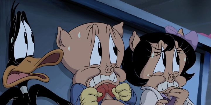 Porky Pig ve Daffy Duck "Dünyanın Patladığı Gün"de korkmuş görünüyorlar.