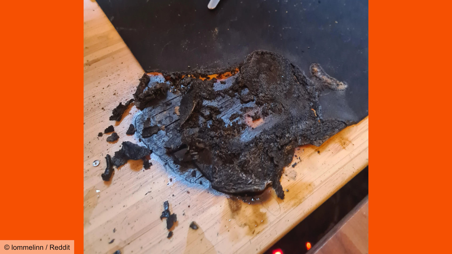 Yanmış Gigabyte oyun faresinin neden olduğu iddia edilen masa hasarı