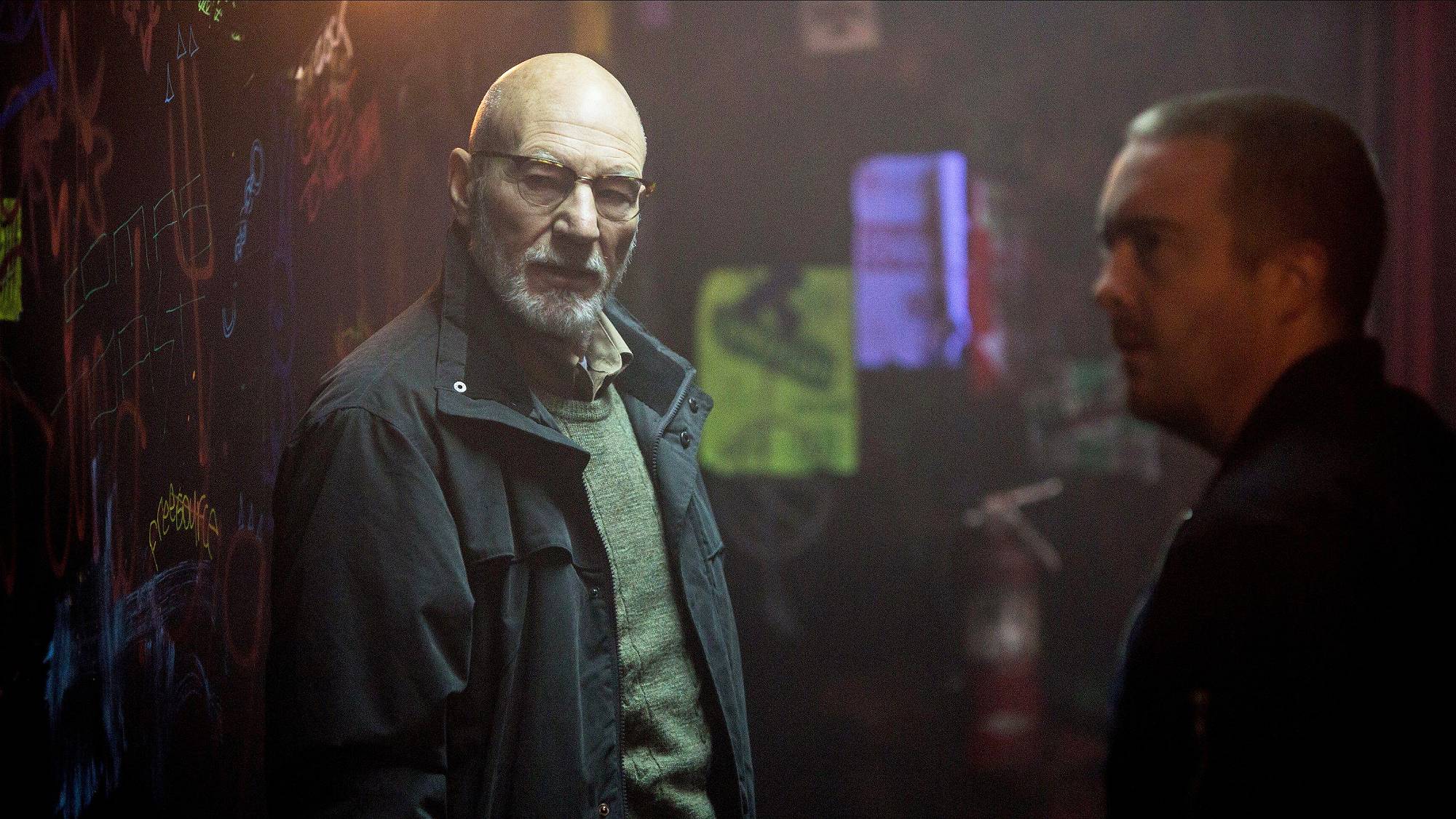 Darcy olarak Patrick Stewart