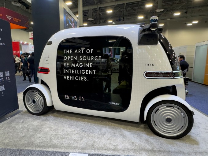 kademeV-ces 2025