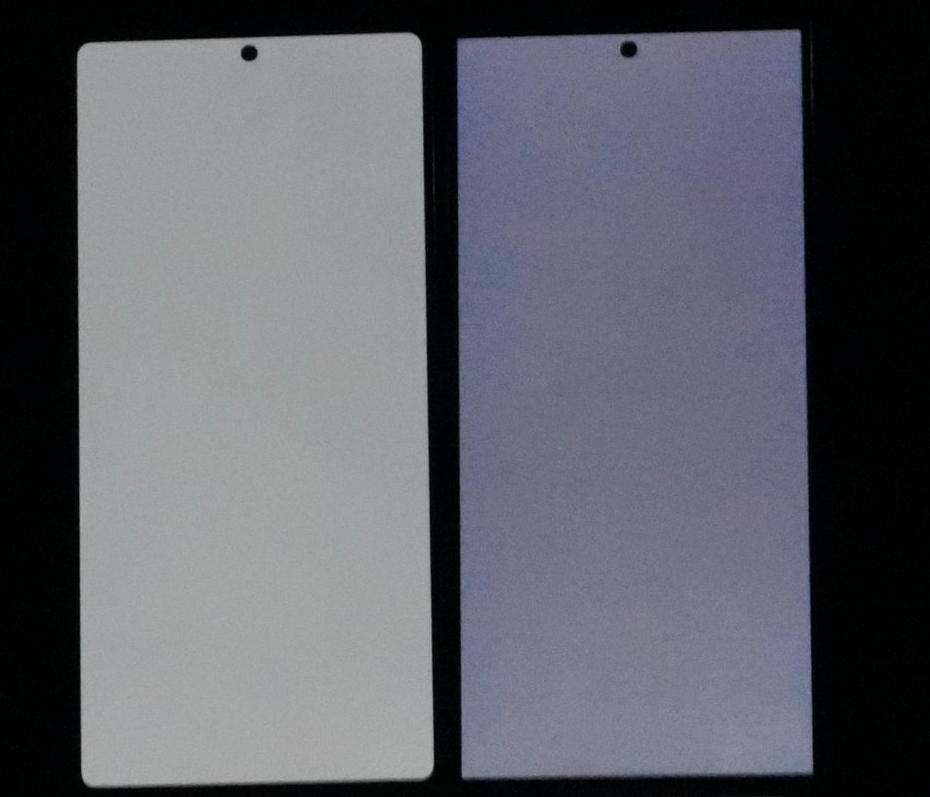 Soldaki Galaxy S25 ultra, sağda S24 Ultra. | Resim Kredisi - Iceuniverse On X - Galaxy S25 Serisi Sonunda bu saçma S24 ekran kusurunu düzeltir