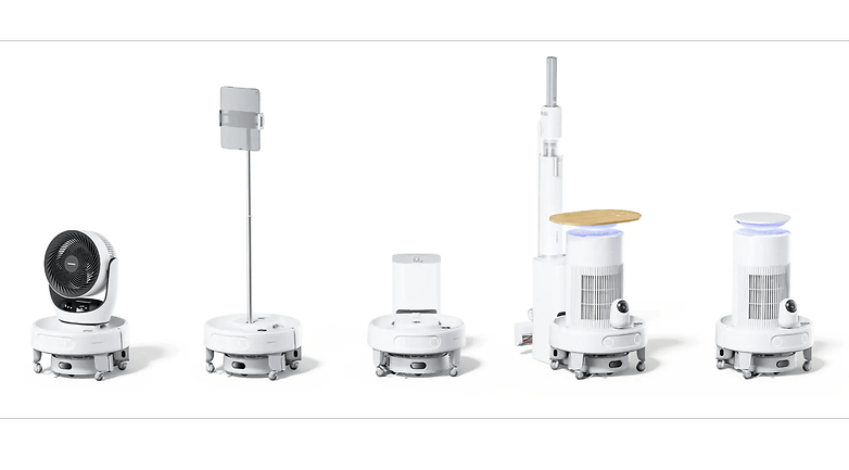 Vantilatör, stand ve akıllı ev cihazları dahil beş adet beyaz SwitchBot K20+ Pro cihazı.