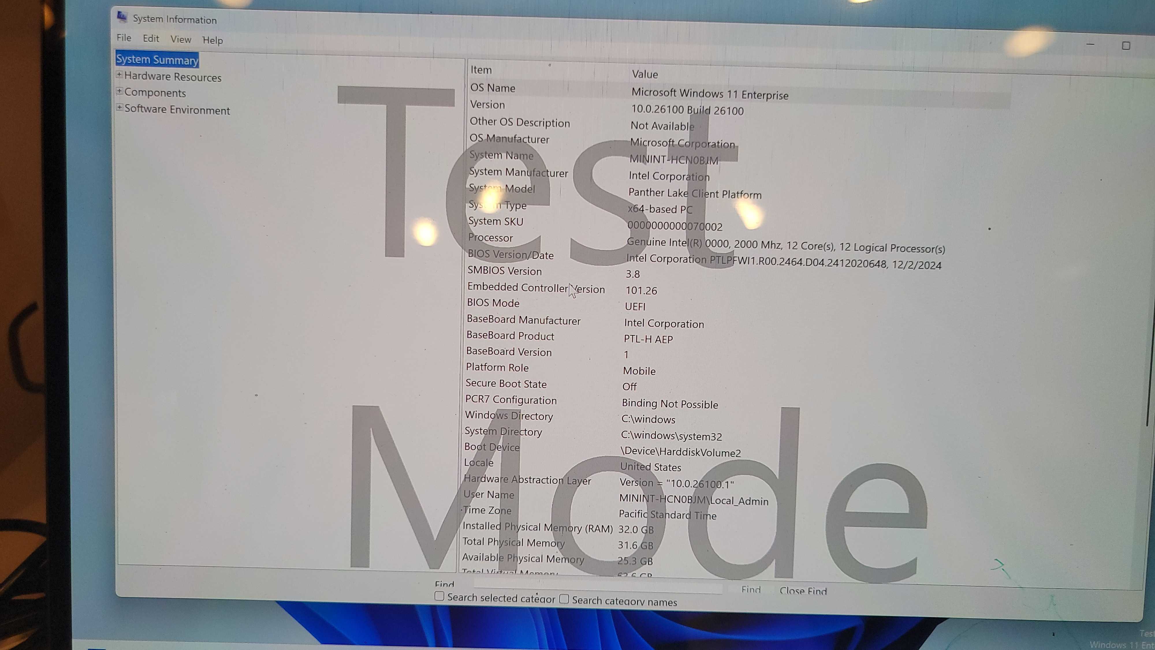 Görev Yöneticisi, CES 2025 Panther Lake demo bilgisayarında görüntüleniyor