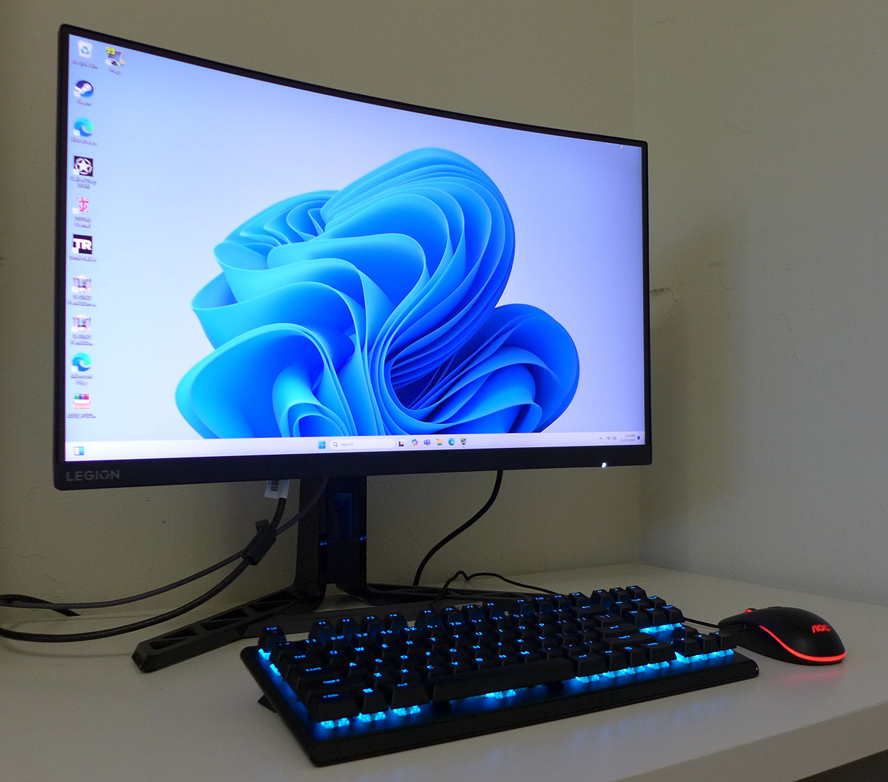 Lenovo Lejyon R27FC-30