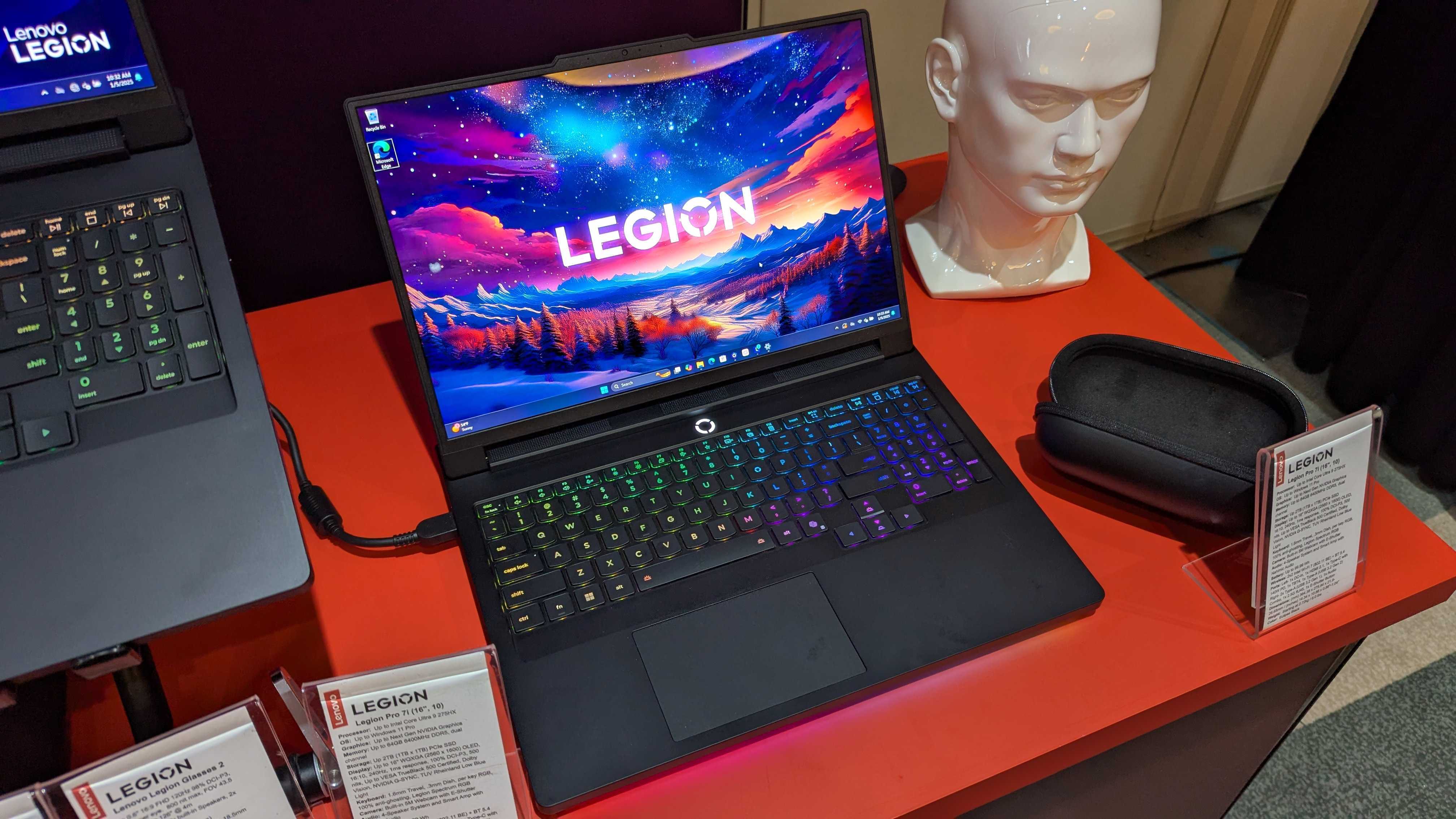 Lenovo Legion Pro 7i 16 (Gen 10)