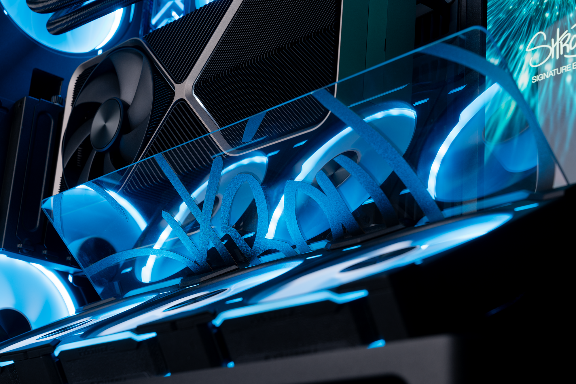 Maingear Shroud Signature edition oyun bilgisayarı