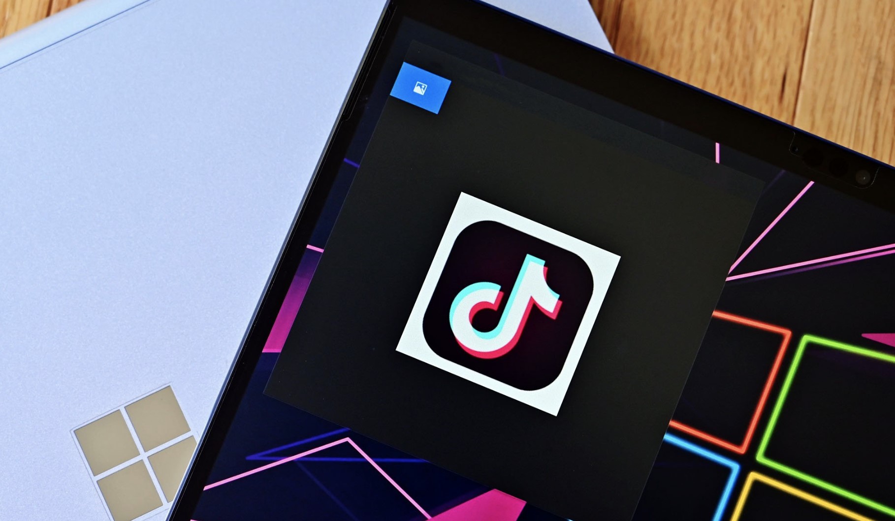 Tiktok ve Yüzey