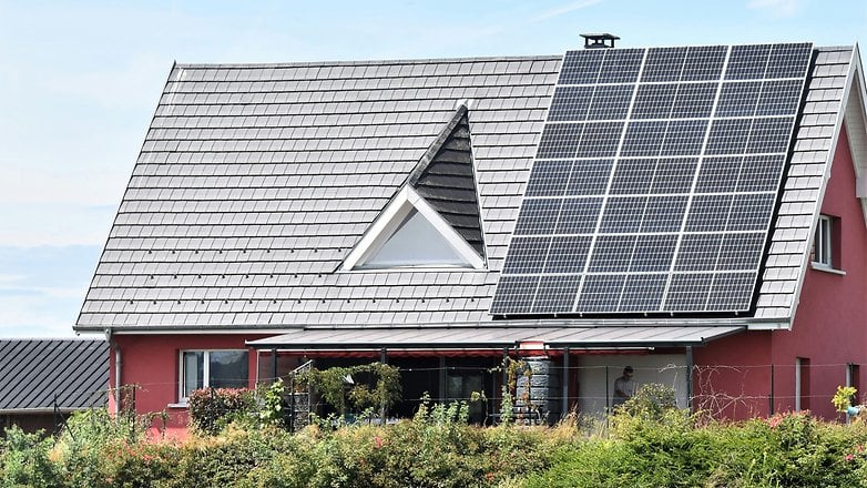 Bir konut binasında PV sistemi Bir konut binasında PV sistemi