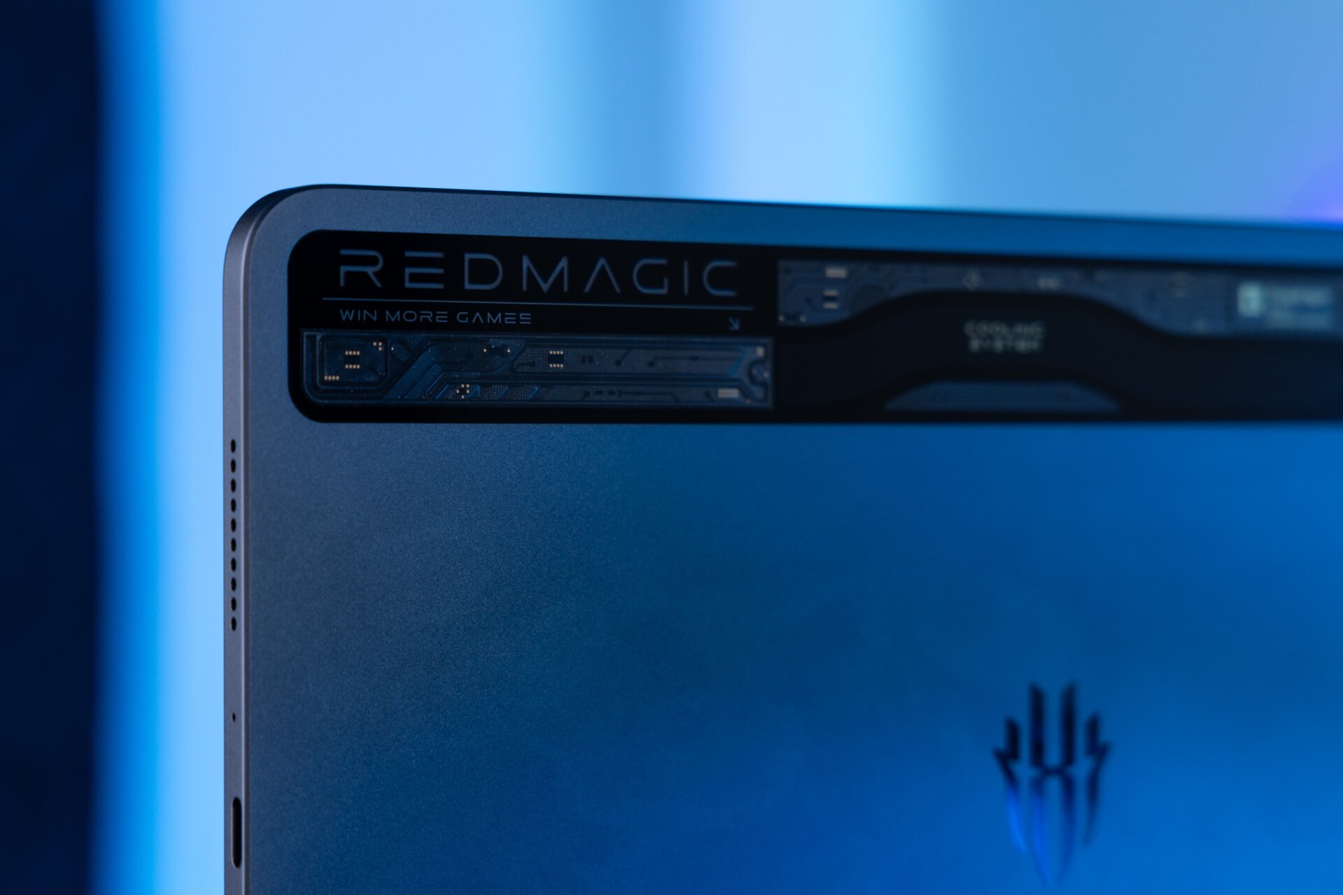 Redmagic nova oyun tablet arka panel