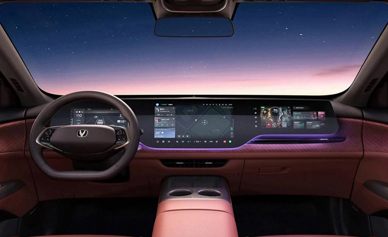 Mükemmel ekipman ve 8 vitesli “otomatik” Aisin ile geniş bir geçit, Lada Vesta Sportline'dan biraz daha pahalıdır. En son Changan CS75 Plus, 2.55 milyon ruble olarak tahmin ediliyor