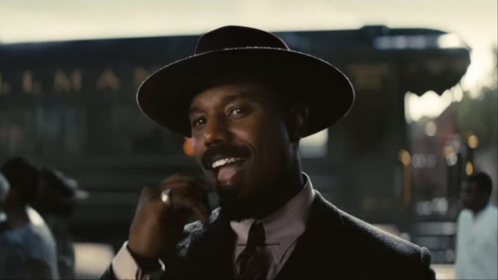 Michael B. Jordan günahkarlara ağzına bir kürdan koyar.