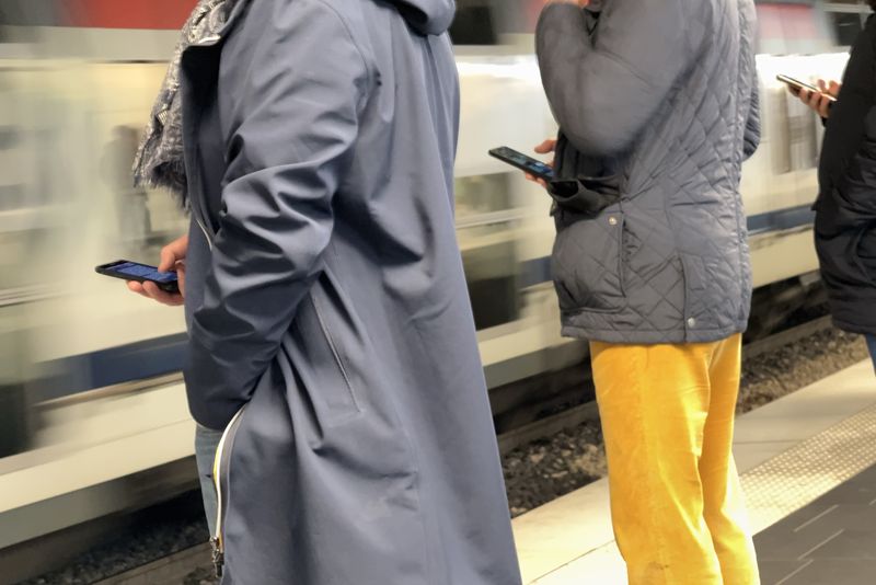 RER A Quay, Paris, 2025, Ph. Moctar Kane (iPhone 16 Pro Max).
