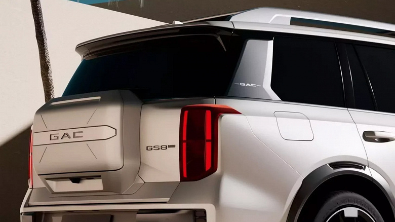 Toyota Grand Highlander'ın yerini alıyor. GAC GS8 Traveler, 252 beygir gücünde bir motor, 8 vitesli 