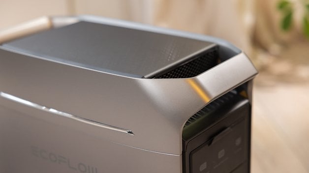 Ecoflow Delta 3 artı taşınabilir güç kaynağının kapatılması.
