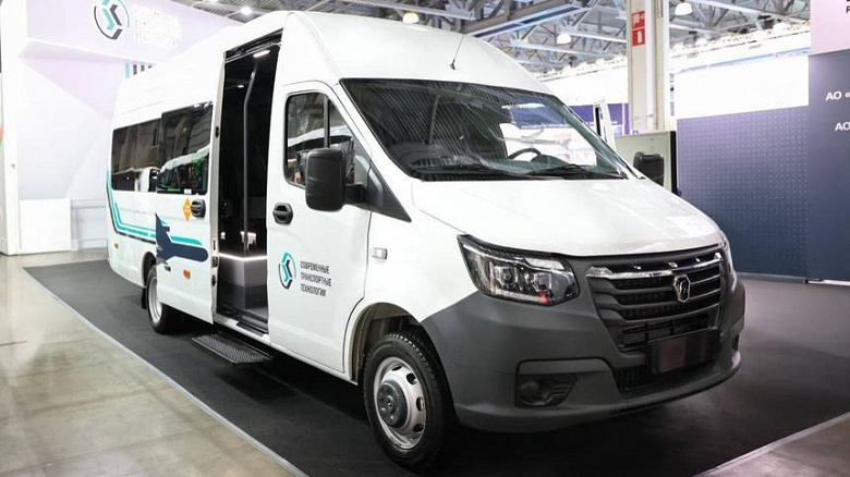 Şimdi Rusya'da sadece modern minivanlar değil, aynı zamanda Gazelle'ye dayanan bir Business Class otobüsü de var