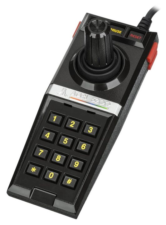 Atari 5200 denetleyicisi.
