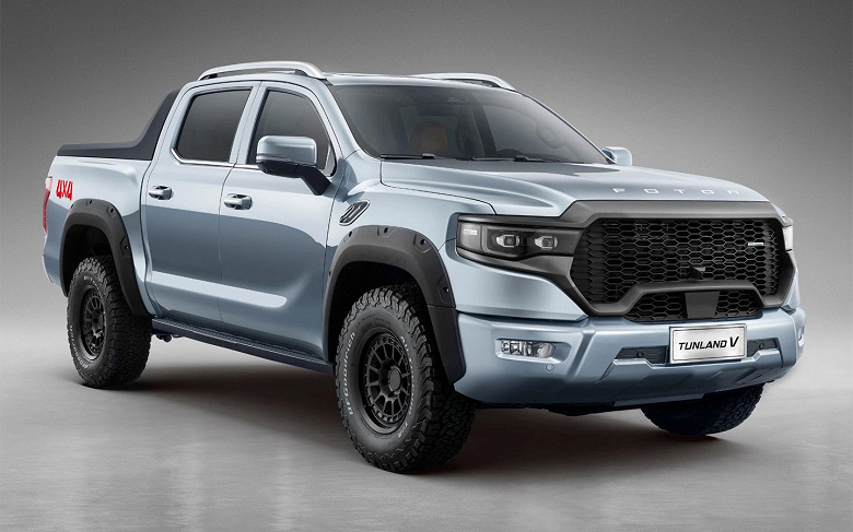 Rusya'da, klasik “otomatik makinelere” sahip iki yeni dört tekerlekten çekişli pikapın satışı başlayacak: biri Ford F-150'ye benzer, diğer-RAM 1500