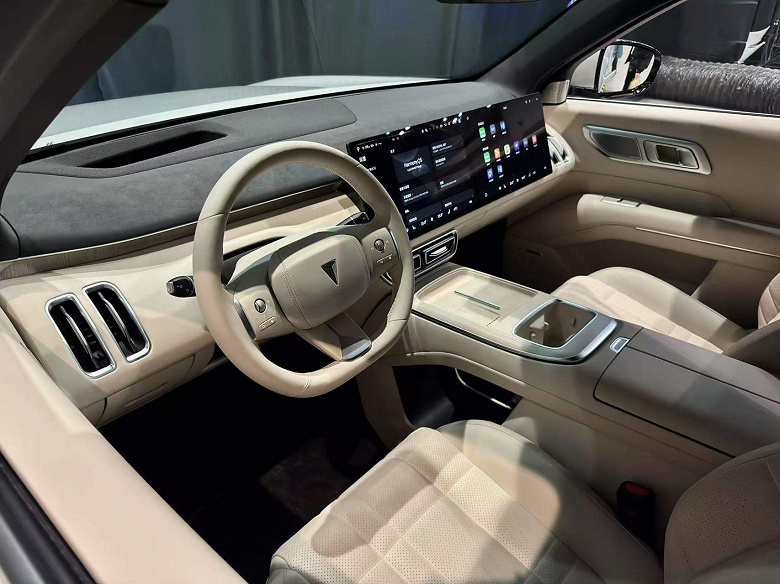 Bu Changan crossover Li Auto L9'u taşımaya hazır. Deepal S09-492 beygir gücü amiral gemisi dört tekerlekten çekişli SUV sundu