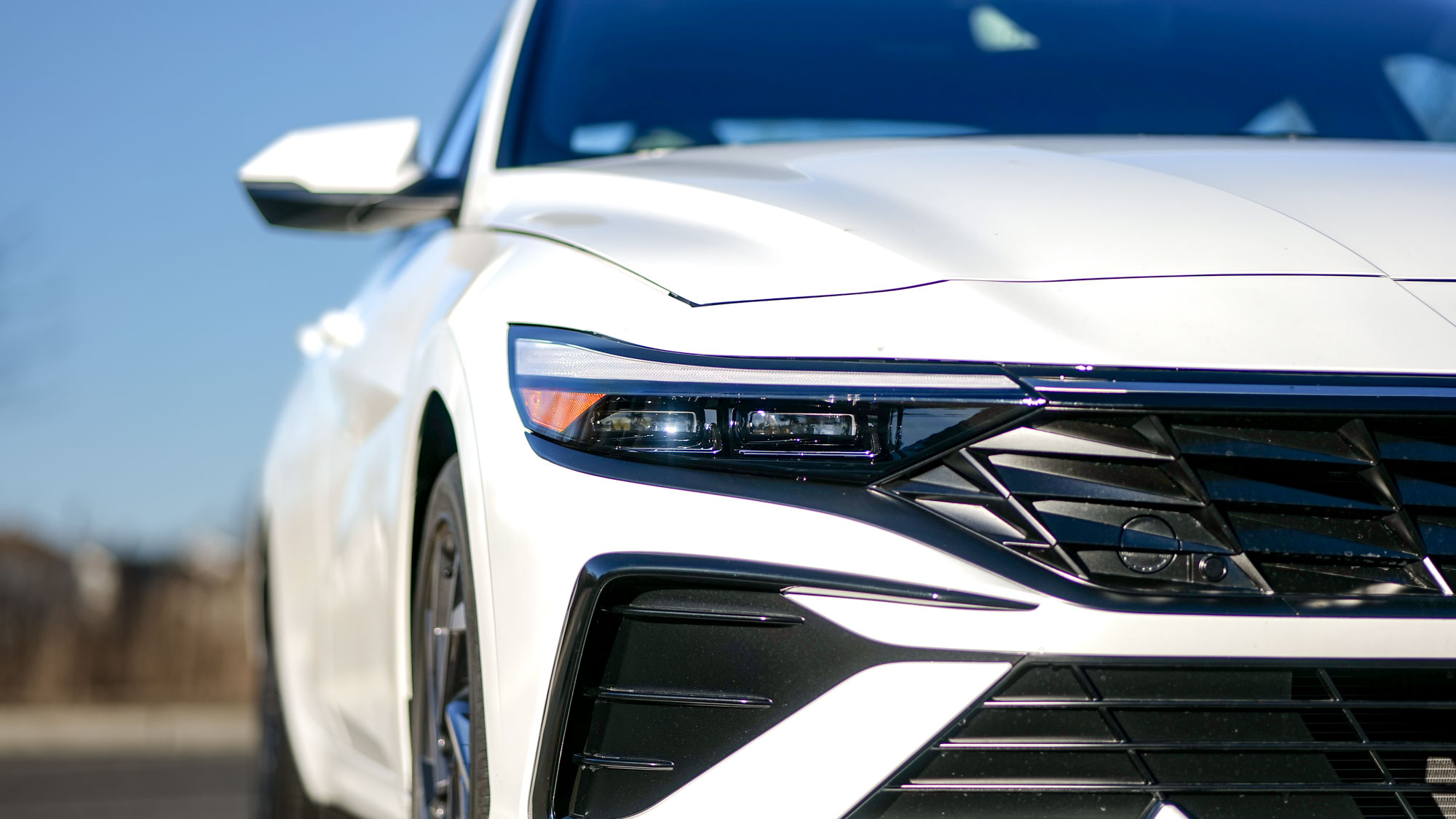 2025 Hyundai Elantra Hybrid Limited Test Sürüşü İncelemesi.