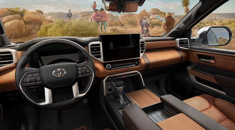 10 vitesli “otomatik”, dört tekerlekten çekiş, 437 hp, Toyota'nın efsanevi güvenilirliği. Toyota Sequoia TRD Pro SUV Rusya'ya getirildi