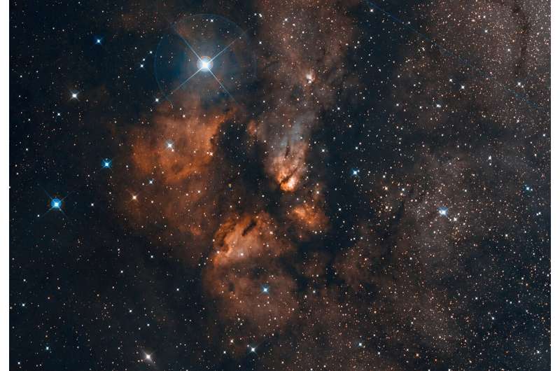 Star Cluster, 80 milyon piksel görüntüsünde renklerini ortaya çıkarıyor