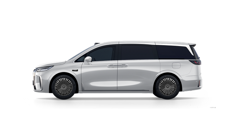 394 beygir gücü rakibi Toyota Alphard zaten Rusya'da: Bayiler Voyah Dream 2025 Minivan için siparişleri kabul etmeye başladı