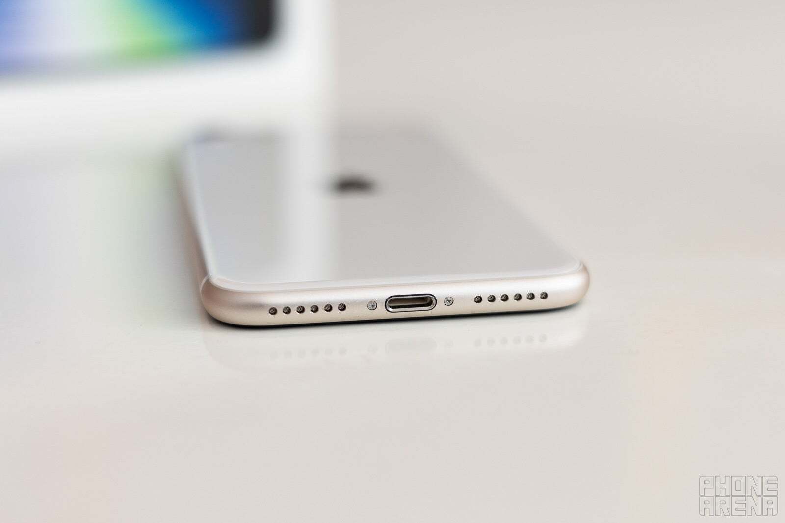 Resim Kredisi - Phonearena - iPhone SE 4'ü görmek istiyorum, ama daha fazlasını istediğim şey, iPhone 16e olarak adlandırılacak